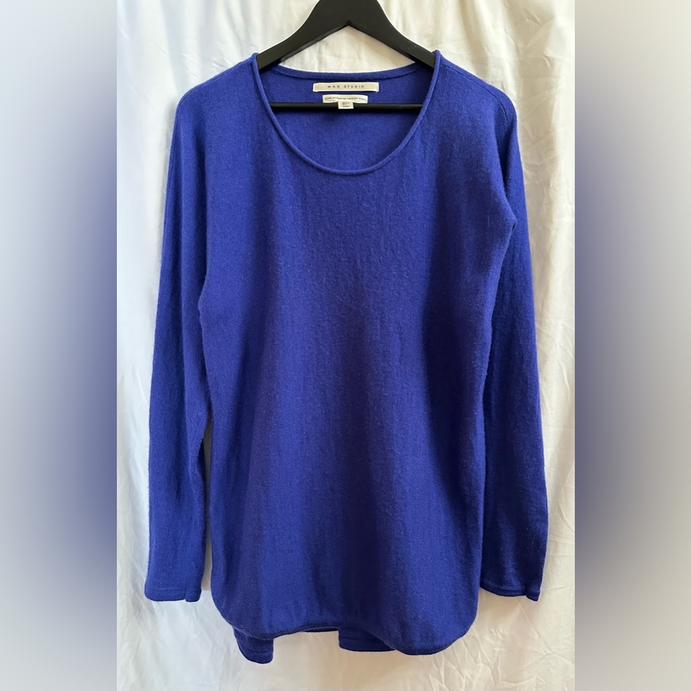 Max Studio 100% Extrafine Merino Wool Long Sleeve Sweater Sz Large in Royal Blue